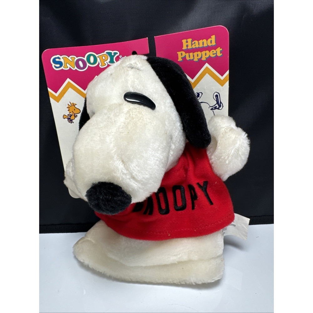 Irwin Snoopy Peanuts Plush Hand Puppet Toy New In Package NIB NOS #2825